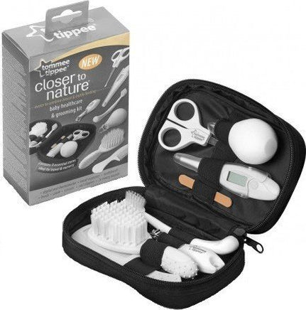 Tommee Tippee Baby Healthcare & Grooming Kit. Black Carry case